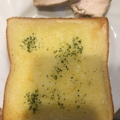 食パンで作りました！
美味しかったです(^^)